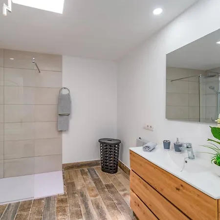 Nino By * Πουέρτο Ντελ Κάρμεν