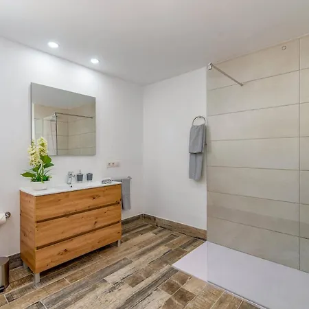 Nino By Villa Puerto del Carmen (Lanzarote)