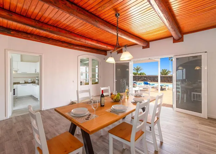 Nino By * Puerto del Carmen (Lanzarote)